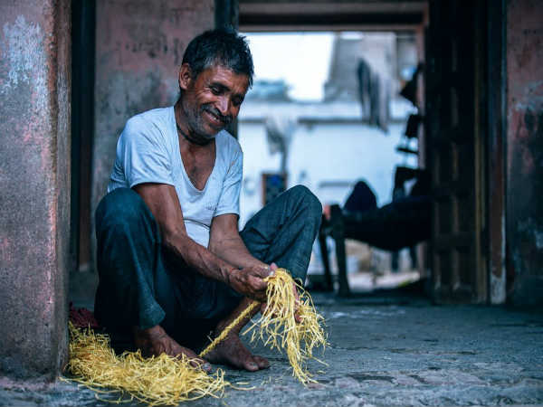 சுய தொழில் பயிற்சி :