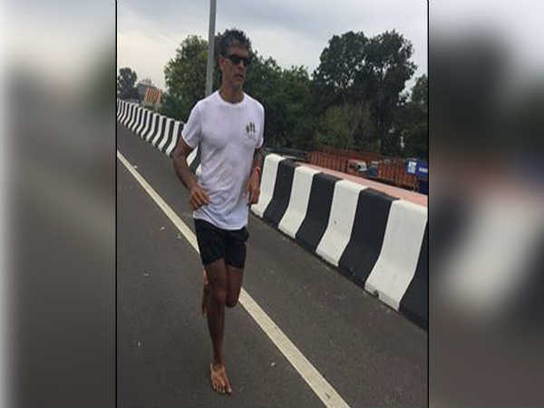 தொடர்ந்து ஓட்டத்தை தொடர தண்ணீர் மற்றும் நீர், நெருப்பு :