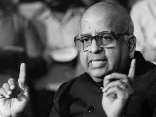 3. தேர்தல் சீர்திருத்தம் கமிட்டியான சேஷன் கமிட்டி இந்தியாவில் எப்பொழுது அறிமுகப்படுத்தப்பட்டது?