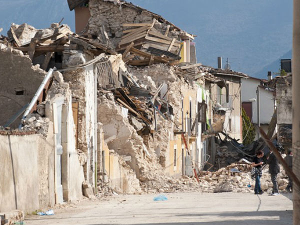 9. 'loma prieta earthquake' பூகம்பம் நிகழ்ந்த ஆண்டு?