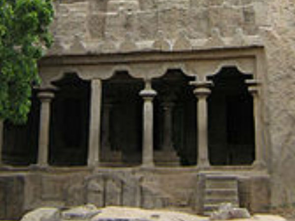 1. மாமல்லபுரத்தில் உள்ள ரதங்களின் எண்ணிக்கை எத்தனை?