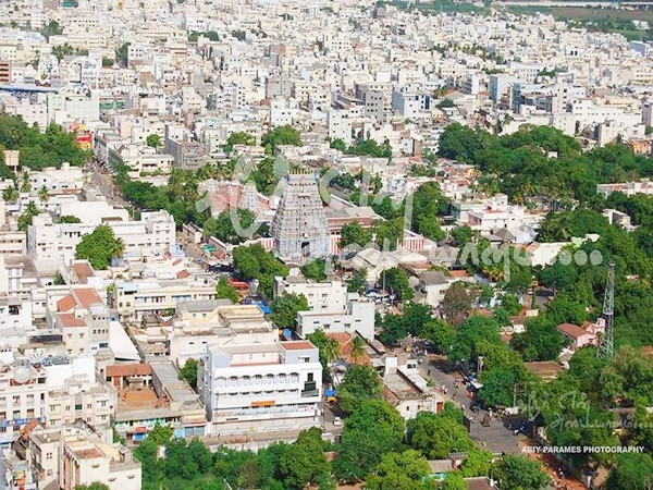 கேள்வி 10. கரூர் எந்த ஆண்டு தனி மாவட்டமாக பிரிக்கப்பட்டது?