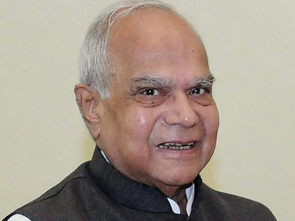 கேள்வி 4: மாநில அரசின் தலைமை வழக்கறிஞரை (Advocate General) நியமிப்பவர் யார்?