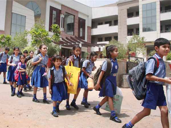 அலட்சியம் காட்டும் கல்வி அலுவலர்கள்