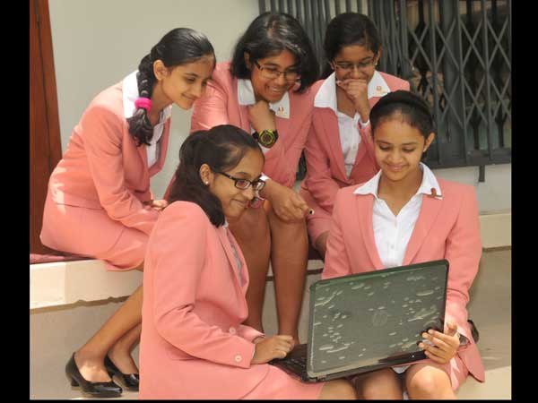அறிவியல், வணிகம் மற்றும் கலைப்பிரிவு மாணவர்களே..!