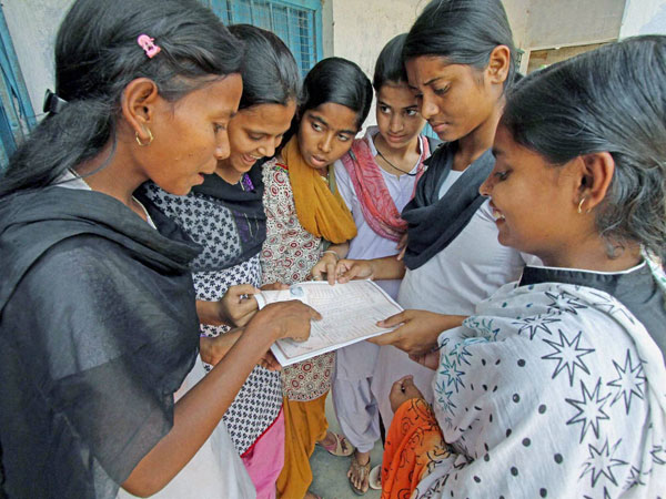 மாணவிகளே அதிகம்!