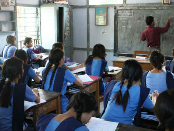 டெட் தேர்வெழுதாத ஆசிரியர்கள்