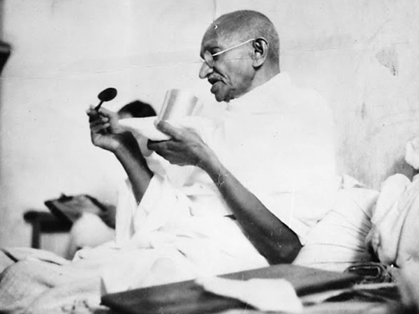 மனிதம் என்கிற புத்தகம்