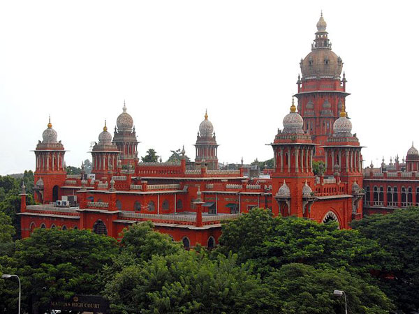 உயர்நீதிமன்றம் விசாரணை