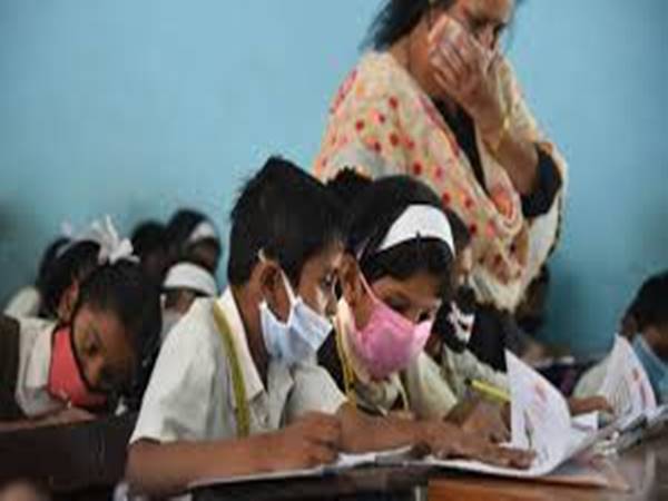 பள்ளிகள் மீண்டும் திறப்பு