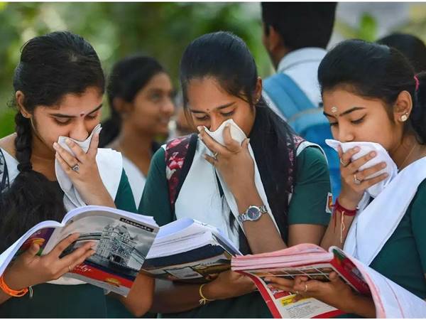 தேர்வுகள் ரத்து செய்யப்படாது!