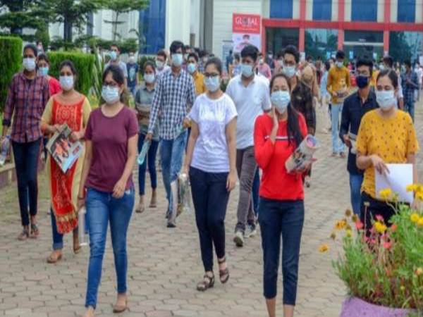 சிகிச்சை மையமான கல்லூரிகள்